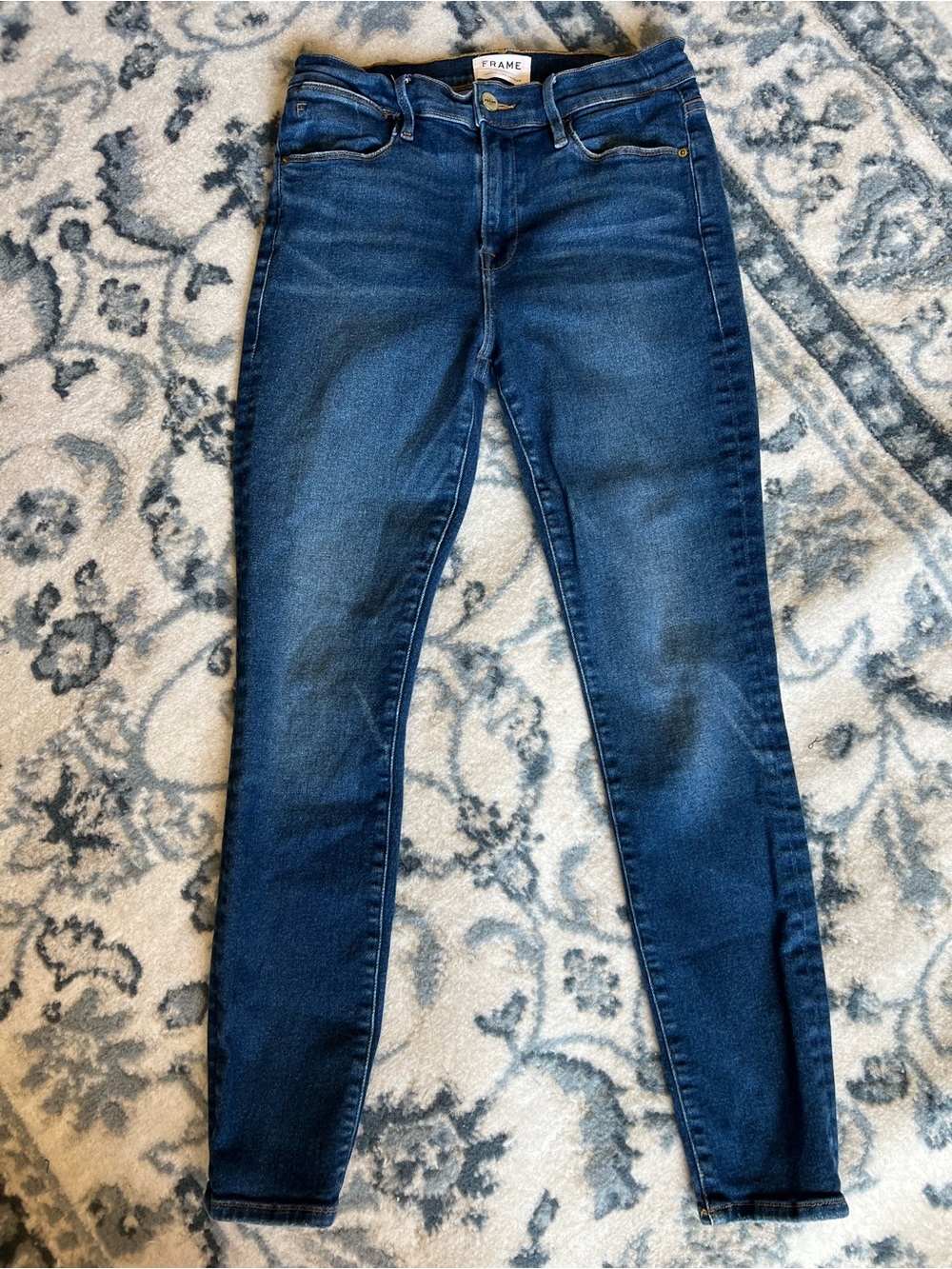 Frame Denim Le High Skinny Jeans in dark indigo